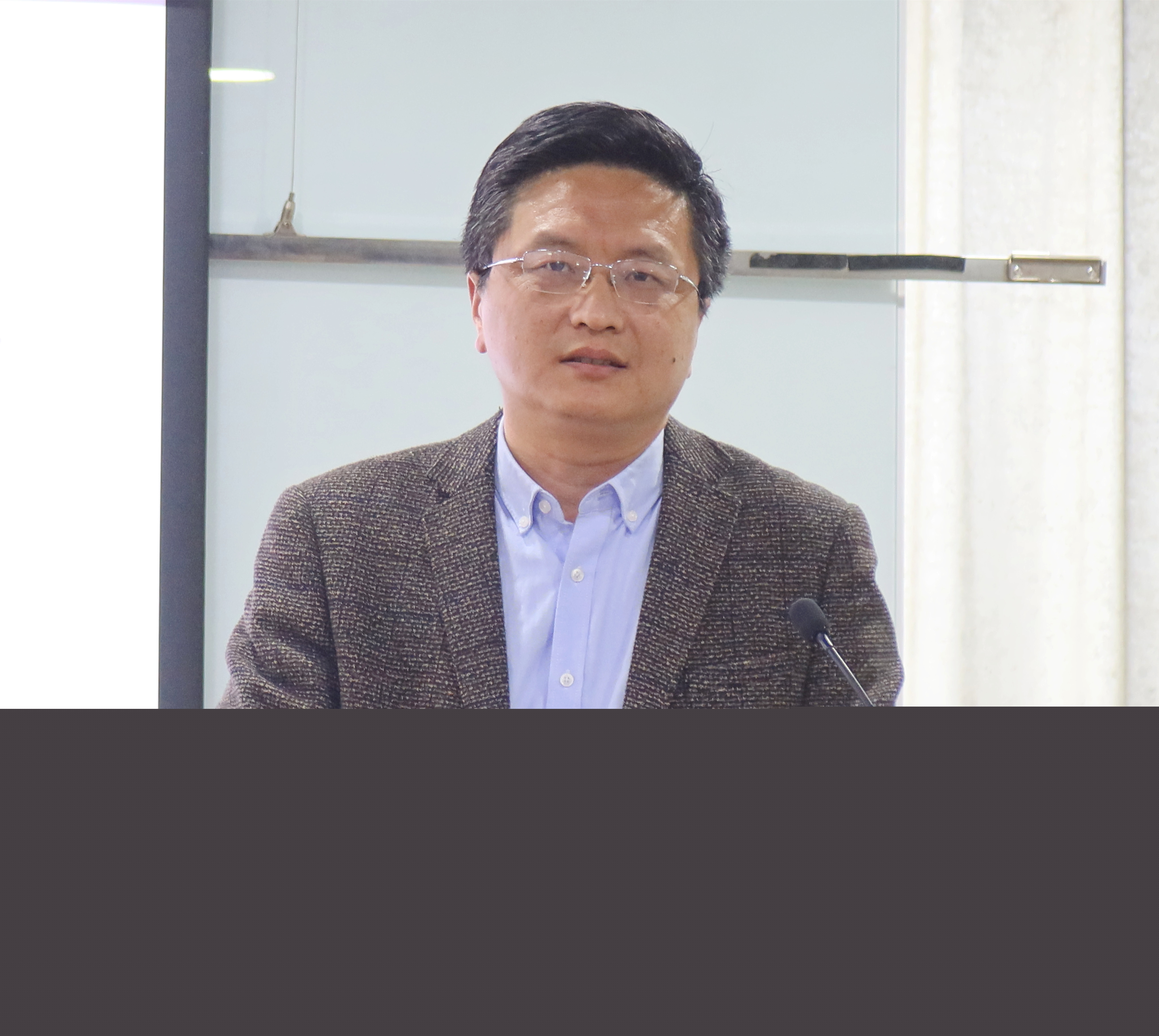 20220418-研究生院召開“第二十六次教育工作討論會”工作部署會-王任模-周杰發(fā)言.JPG
