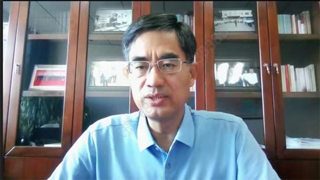 20220815-新疆大學(xué)開班式-孫竹昕拍攝-許咸宜講話-圖二.jpg 20220815-新疆大學(xué)開班式-孫竹昕拍攝-許咸宜講話-圖二.jpg