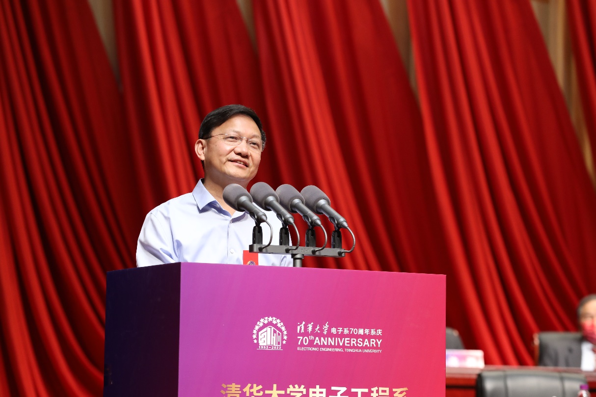 20220423-呂躍廣致辭-電子系-現(xiàn)場照片.jpg