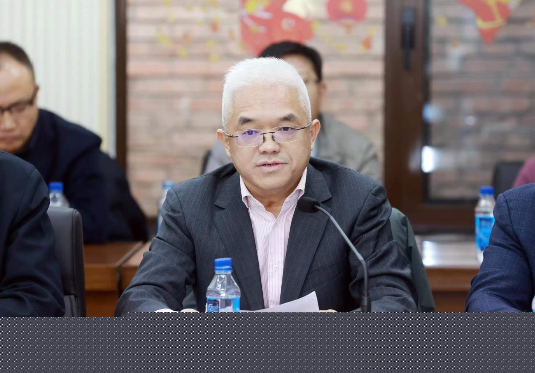 20250319-清華大學(xué)知聯(lián)會(huì)換屆會(huì)議舉行-常志東-周光權(quán)發(fā)言.png