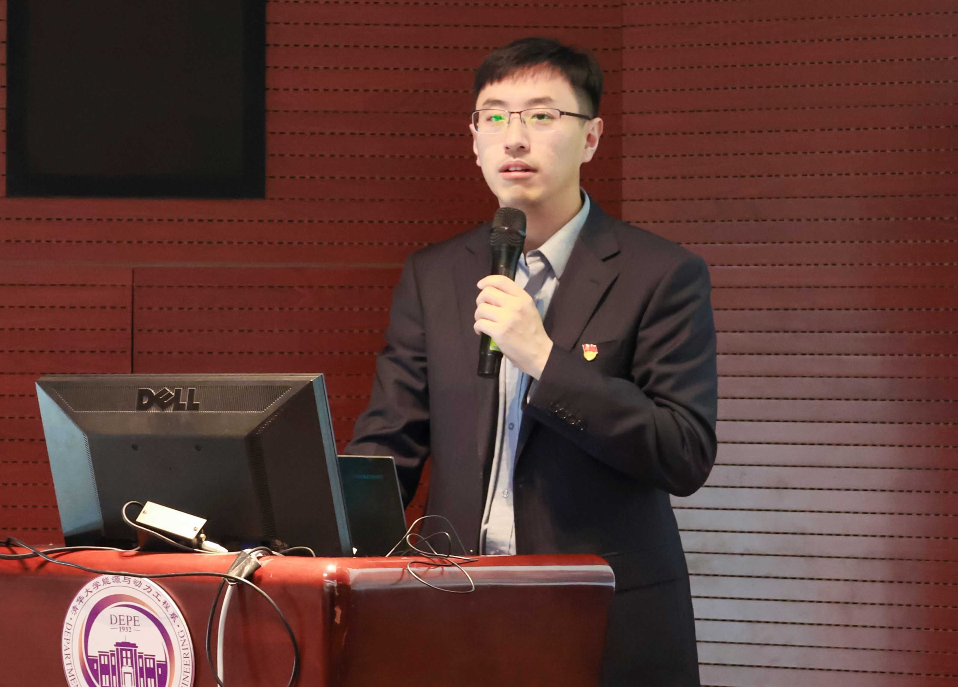 20230408-新聞稿-航天科工三院水下總體部黨支部與清華大學(xué)能動系流機(jī)所黨支部,、能動博201黨支部“紅色1 1 1”共建活動-郭慧娜-圖5-航天三院三部黨群處副處長孟老師介紹情況.jpg