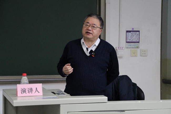 20231228-故宮博物院研究館員章宏偉做客新人文講座 探究《清明上河圖》的待解之謎-劉涵-主講人章宏偉.png