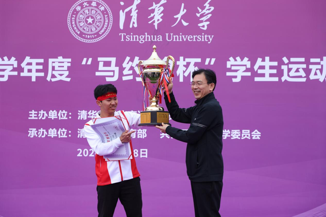 20240428-馬杯閉幕-李路明頒獎(jiǎng)-李派.png
