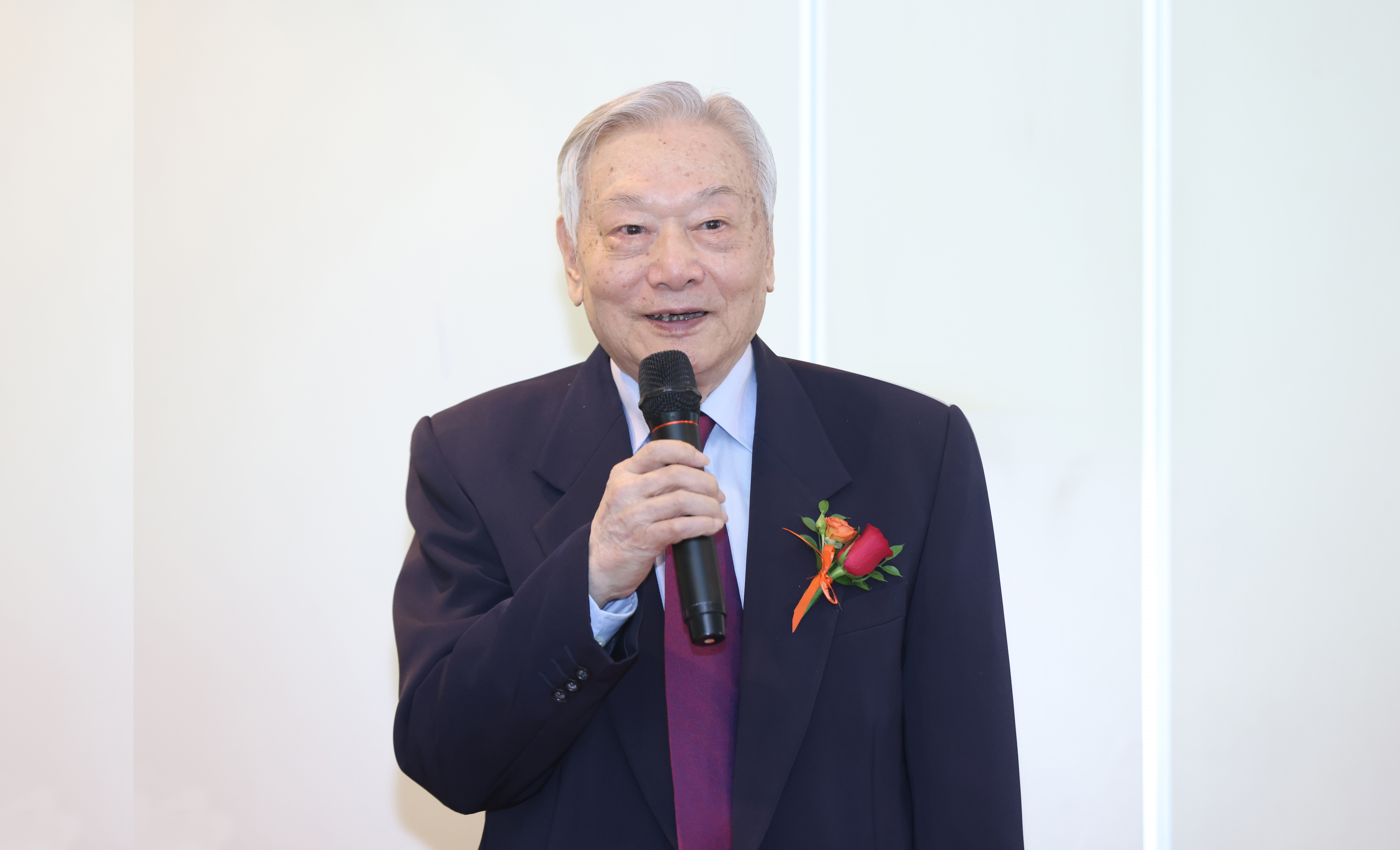 20241010-環(huán)境學(xué)院舉辦井文涌先生90華誕祝壽座談會-嘉藝-1 井文涌先生發(fā)言.jpg