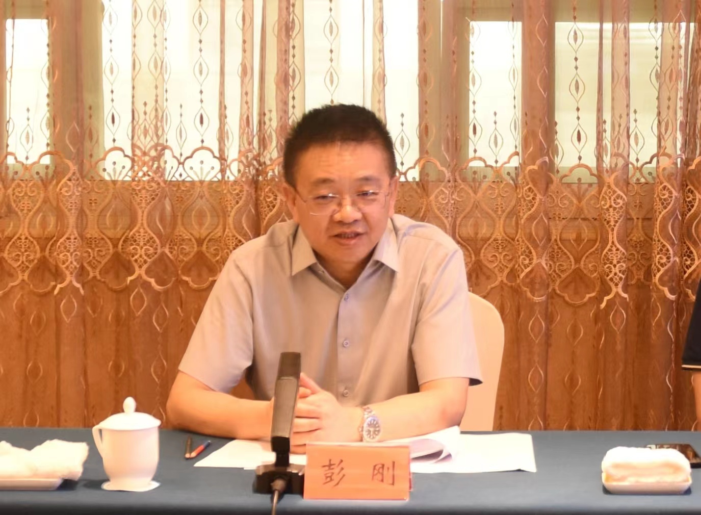 20230722-巴州座談會(huì)-研工部事務(wù)辦-彭剛在巴州座談會(huì)上講話.jpg