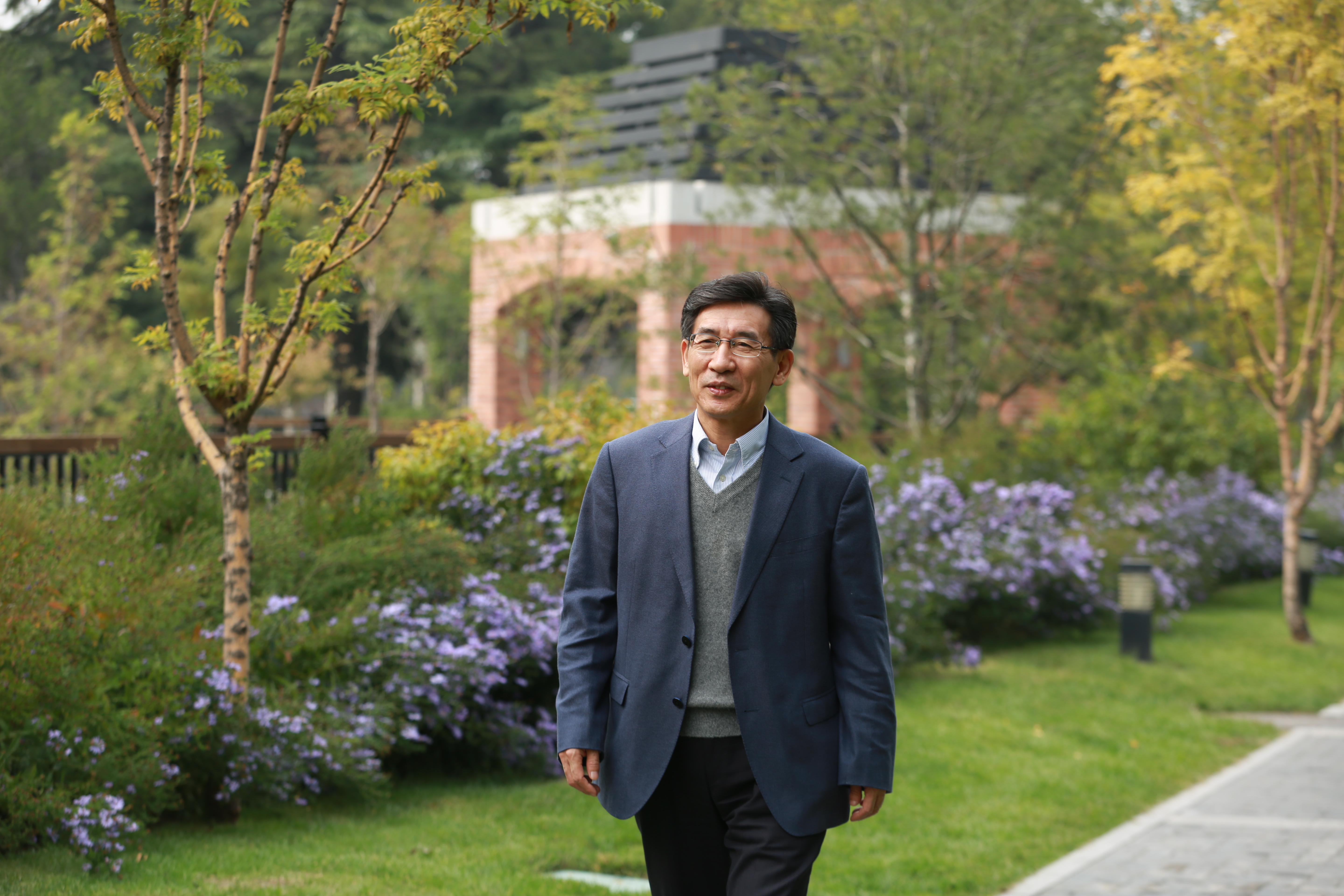 20231024-薛其坤獲巴克利獎(jiǎng)-苑潔-薛老師.JPG